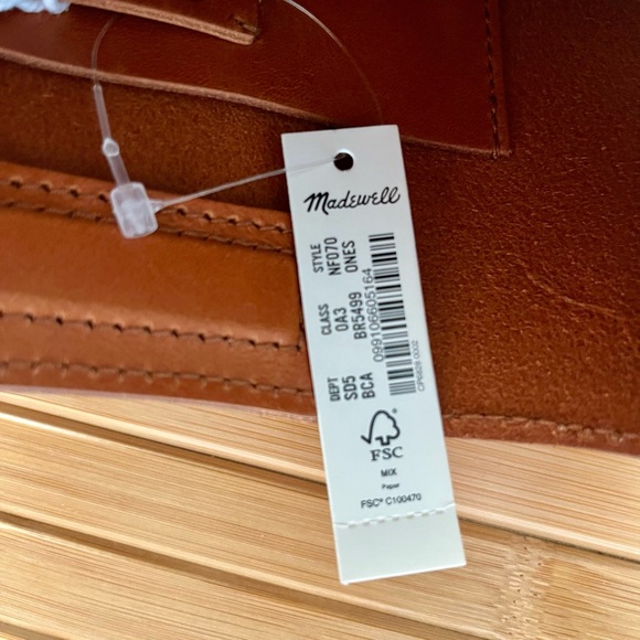 Madewell Sydney Shoulder Bag - Picture 6 of 6